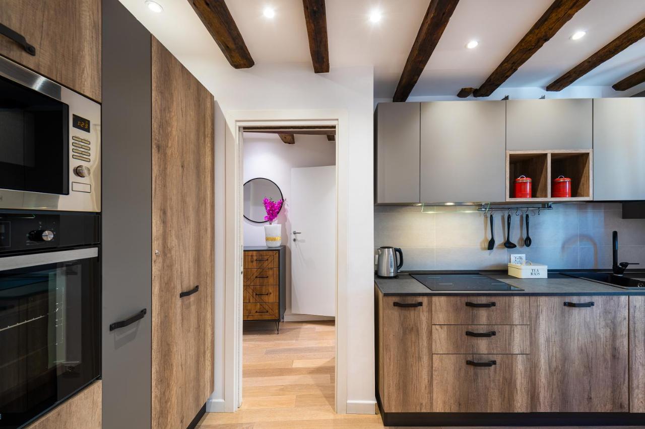 Gdhouse 806 Apartment Venesia Bagian luar foto